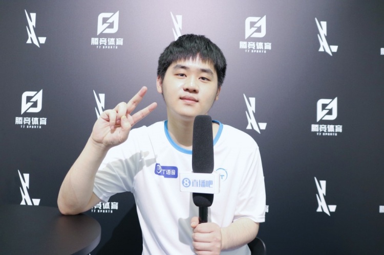 馈球迷的期 馈球迷的期