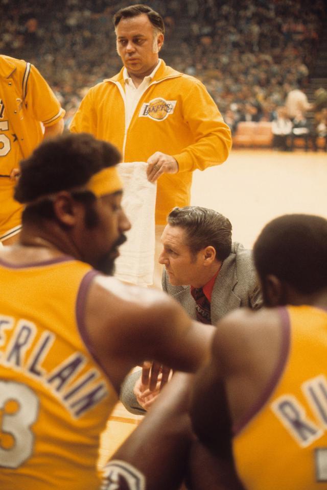 拉大到两位 拉大到两位