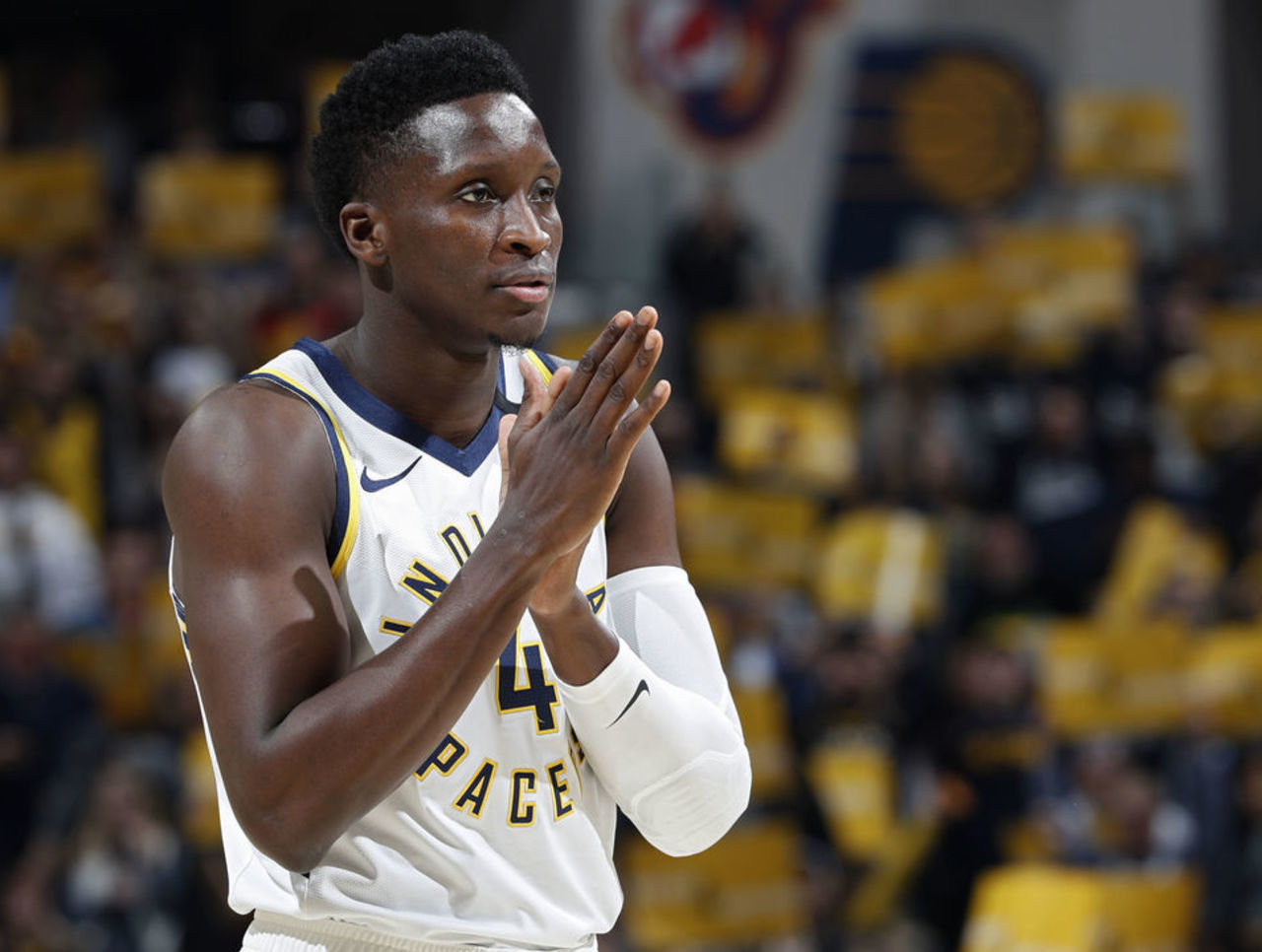 中都有进球 中都有进球