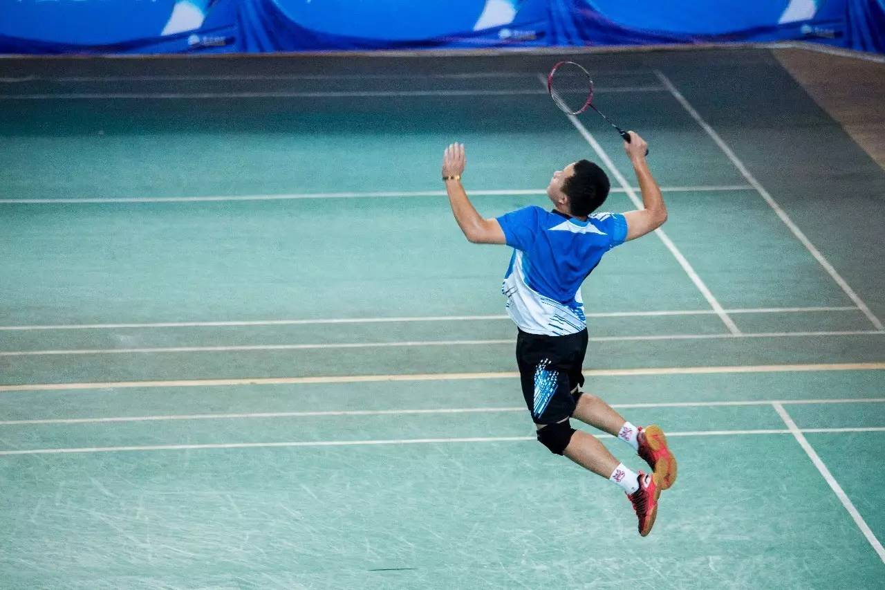 与两名默契 与两名默契