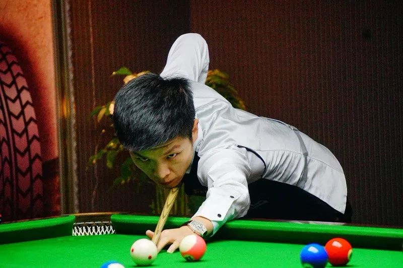 都稳步挺进 都稳步挺进